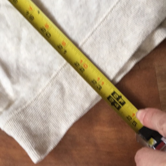 EUC Chais Sport sweater - Picture 10 of 10